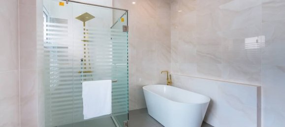 3 bedrooms Villa in Pattaya, Thailand No. 26429 2