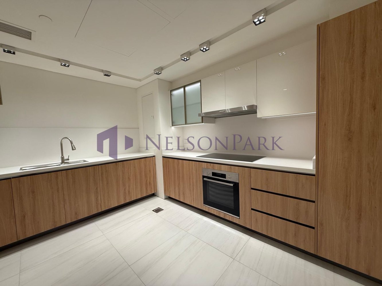 Apartamento T2 em Doha, Qatar N.º 1680