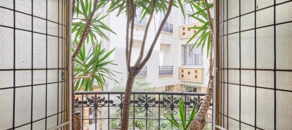 4 bedrooms Apartment in Paris, France No. 360776 6