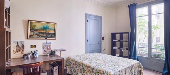 4 bedrooms Apartment in Paris, France No. 360776 9