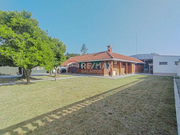 4 bedrooms House in Tomino, Spain No. 254424