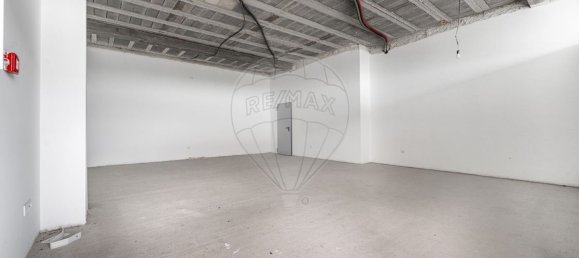 Propriété commerciale à Felgueiras, Portugal 196m² No. 59592 14