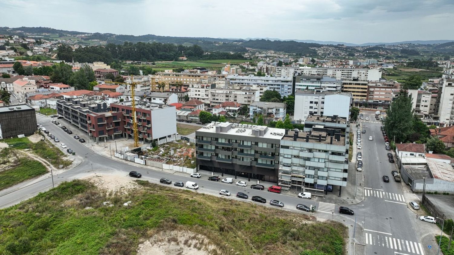 Propriété commerciale à Felgueiras, Portugal 196m² No. 59592