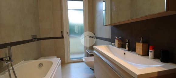 3غرفة شقة في Cagliari, Italy رقم 211204 68