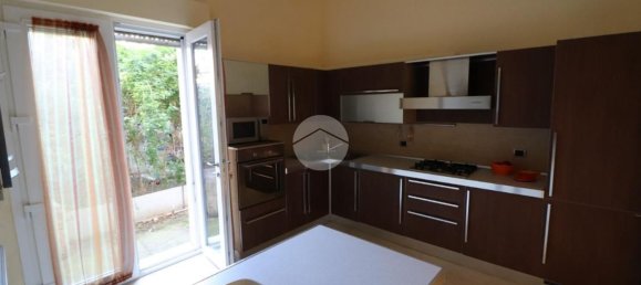 3غرفة شقة في Cagliari, Italy رقم 211204 26