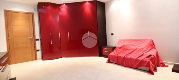 3غرفة شقة في Cagliari, Italy رقم 211204 50