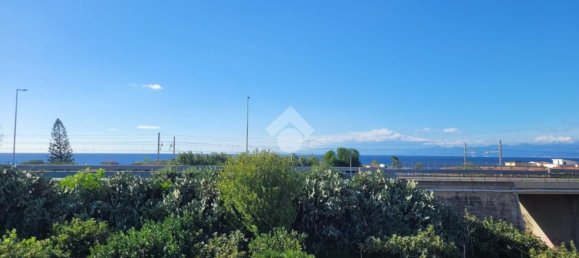 Apartamento de 3 habitaciónes en Motta San Giovanni, Italy No. 129777 18