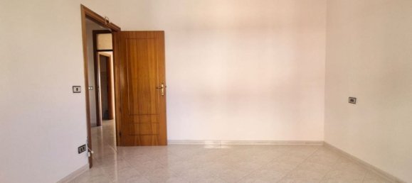 8 rooms Apartment in Penne, Italy No. 35017 17