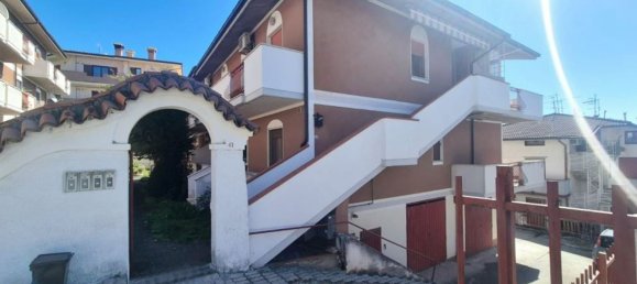 8 rooms Apartment in Penne, Italy No. 35017 25