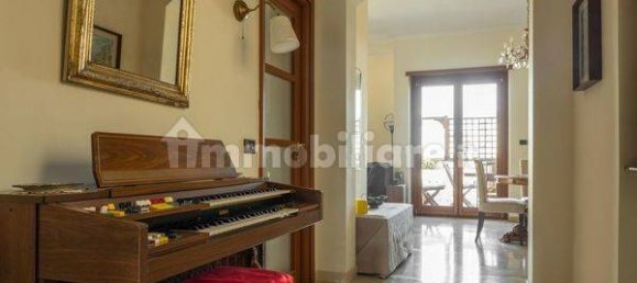 4 Schlafzimmer Wohnung in Rome, Italy, Nr. 103097 4