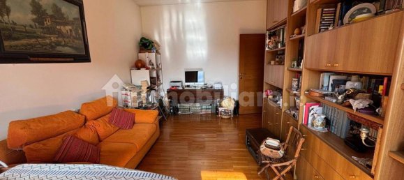 4 Schlafzimmer Wohnung in Rome, Italy, Nr. 103097 11