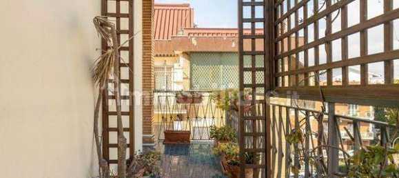 4 Schlafzimmer Wohnung in Rome, Italy, Nr. 103097 23