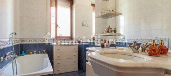 4 Schlafzimmer Wohnung in Rome, Italy, Nr. 103097 30