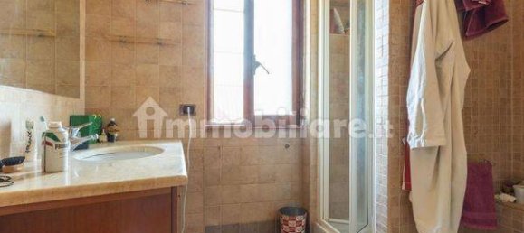 4 Schlafzimmer Wohnung in Rome, Italy, Nr. 103097 32