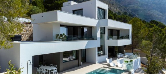 3 bedrooms Villa in Altea, Spain No. 9605 3