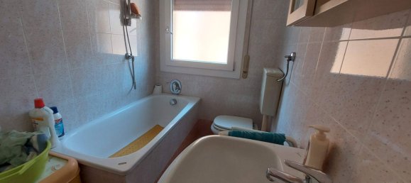 4 bedrooms Apartment in Imola, Italy No. 334811 4