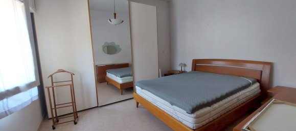 4 bedrooms Apartment in Imola, Italy No. 334811 7