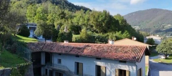 Villa de 5 habitaciónes en Pordenone, Italy No. 34766 87