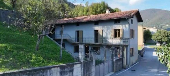 Villa de 5 habitaciónes en Pordenone, Italy No. 34766 73