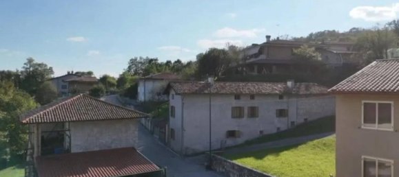 Villa de 5 habitaciónes en Pordenone, Italy No. 34766 78