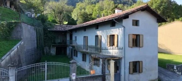 Villa de 5 habitaciónes en Pordenone, Italy No. 34766 9