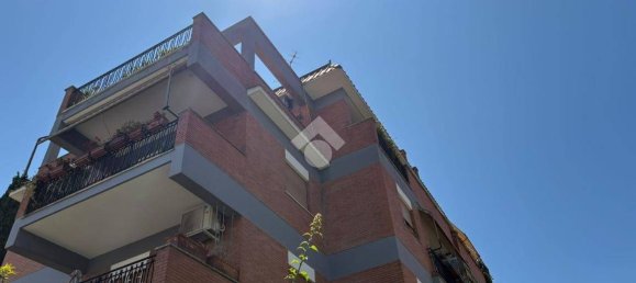 Apartamento de 2 dormitorios en Rome, Italy No. 349877 34