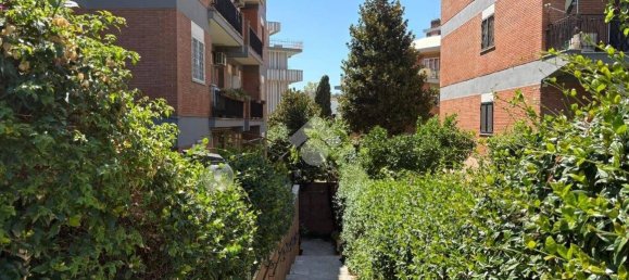 Apartamento de 2 dormitorios en Rome, Italy No. 349877 2