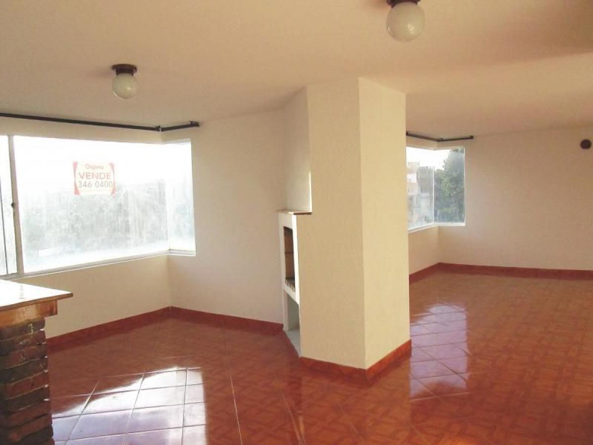 3 bedrooms House in Bogota, Colombia No. 13101