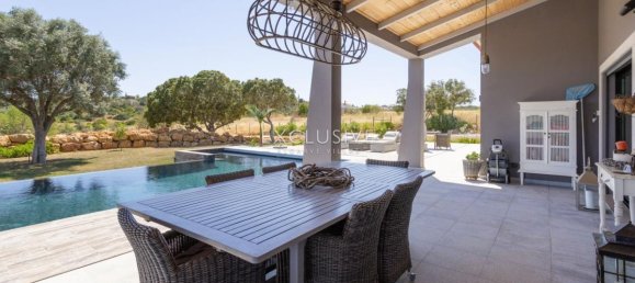 3 bedrooms Villa in Lagoa, Portugal No. 7710 11