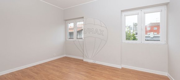 Дом с 4 спальнями в Лориш, Португалия № 46393 28