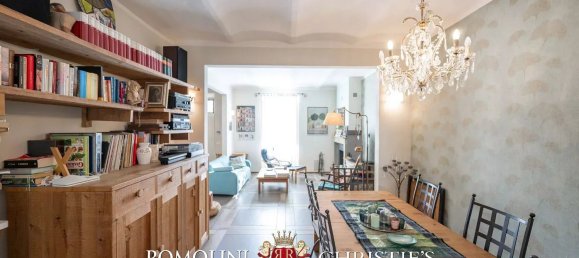 10 rooms House in Arezzo, Italy No. 85324 12