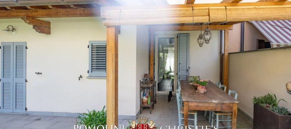 10 rooms House in Arezzo, Italy No. 85324 44