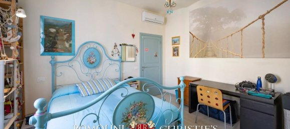 10 rooms House in Arezzo, Italy No. 85324 35