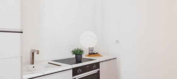 1 bedroom Apartment in Rome, Italy No. 324721 9