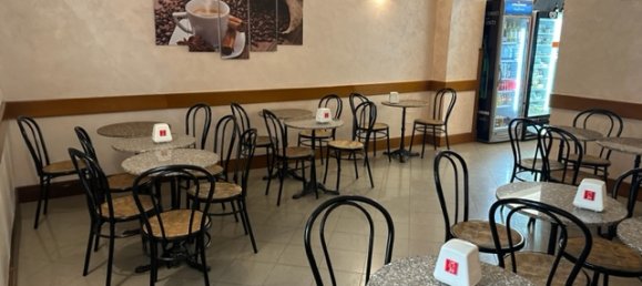 130m² Commercial property in Usmate Velate, Italy No. 64902 18