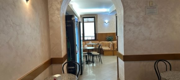 130m² Commercial property in Usmate Velate, Italy No. 64902 2