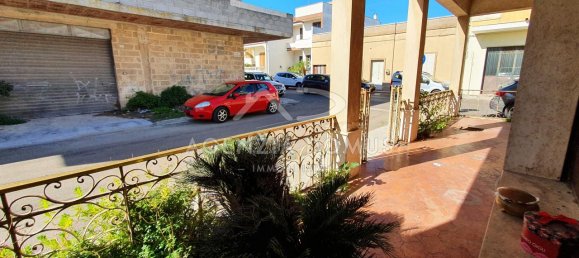 Casa de 5 divisões em Racale, Italy N.º 136042 2