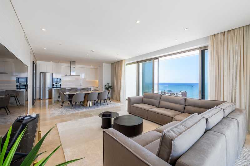 3 bedrooms Apartment in Paphos, Cyprus No. 10998