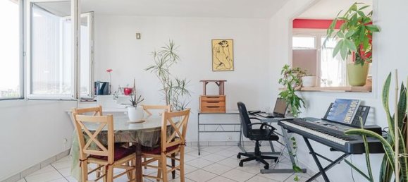 2 bedrooms Apartment in Villeurbanne, France No. 287670 2