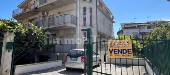 6 bedrooms Villa in Siderno, Italy No. 340114 2