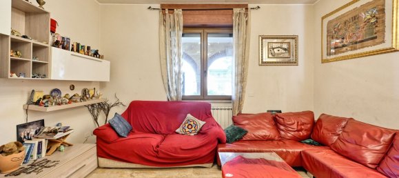 7 rooms Villa in Casalmaiocco, Italy No. 102742 5