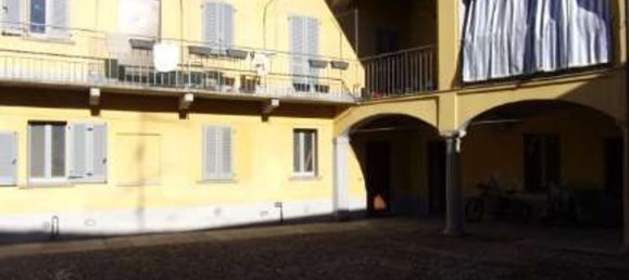 Квартира с 4 комнатами в Самарате, Италия № 334166 14