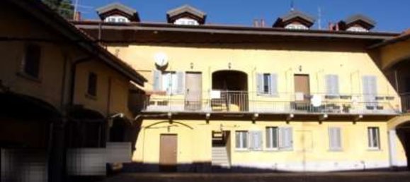 Квартира с 4 комнатами в Самарате, Италия № 334166 11