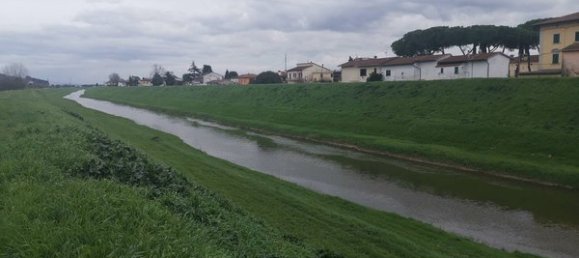 Apartamento de 3 habitaciónes en Montopoli in Val d'Arno, Italy No. 37831 3