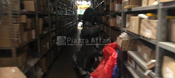 1400m² Warehouse in Reggio Emilia, Italy No. 314958 14