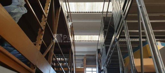 1400m² Warehouse in Reggio Emilia, Italy No. 314958 2