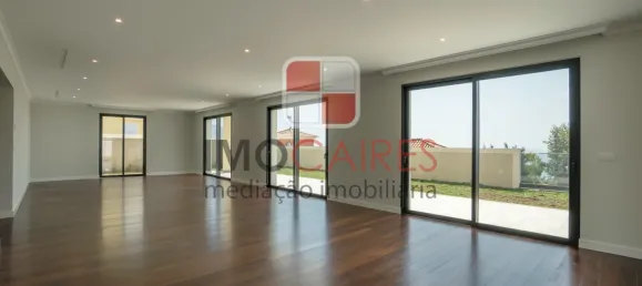 3 bedrooms House in Funchal, Portugal No. 94275 6