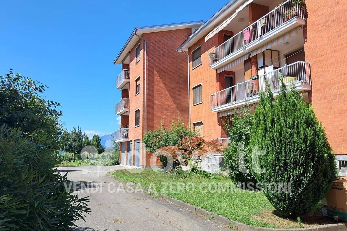 2 bedrooms Apartment in Ivrea, Italy No. 280637