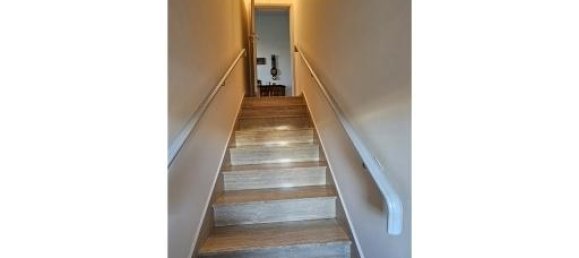 6 rooms House in Empoli, Italy No. 30304 30