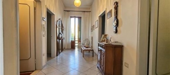 6 rooms House in Empoli, Italy No. 30304 23